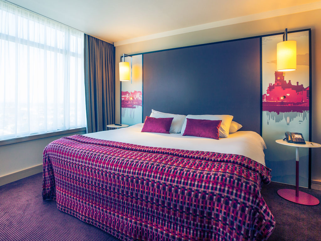 6622 Ro 00 P Mercure Cardiff