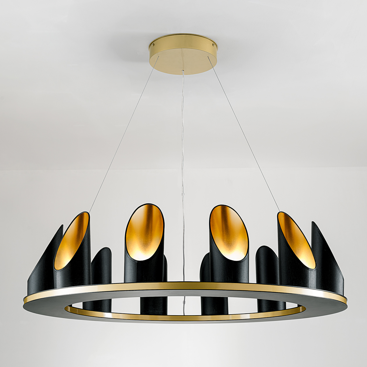 Chelsom Product Watch: Custom Crown