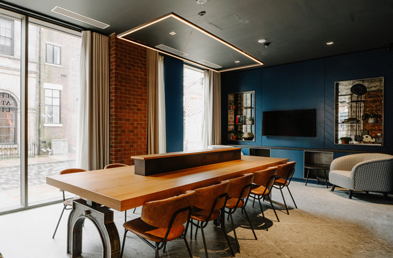 Custom Ceiling Light Halyard