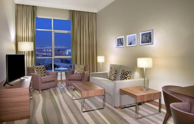 Hilton Al Muraqabat 1655 Compressed