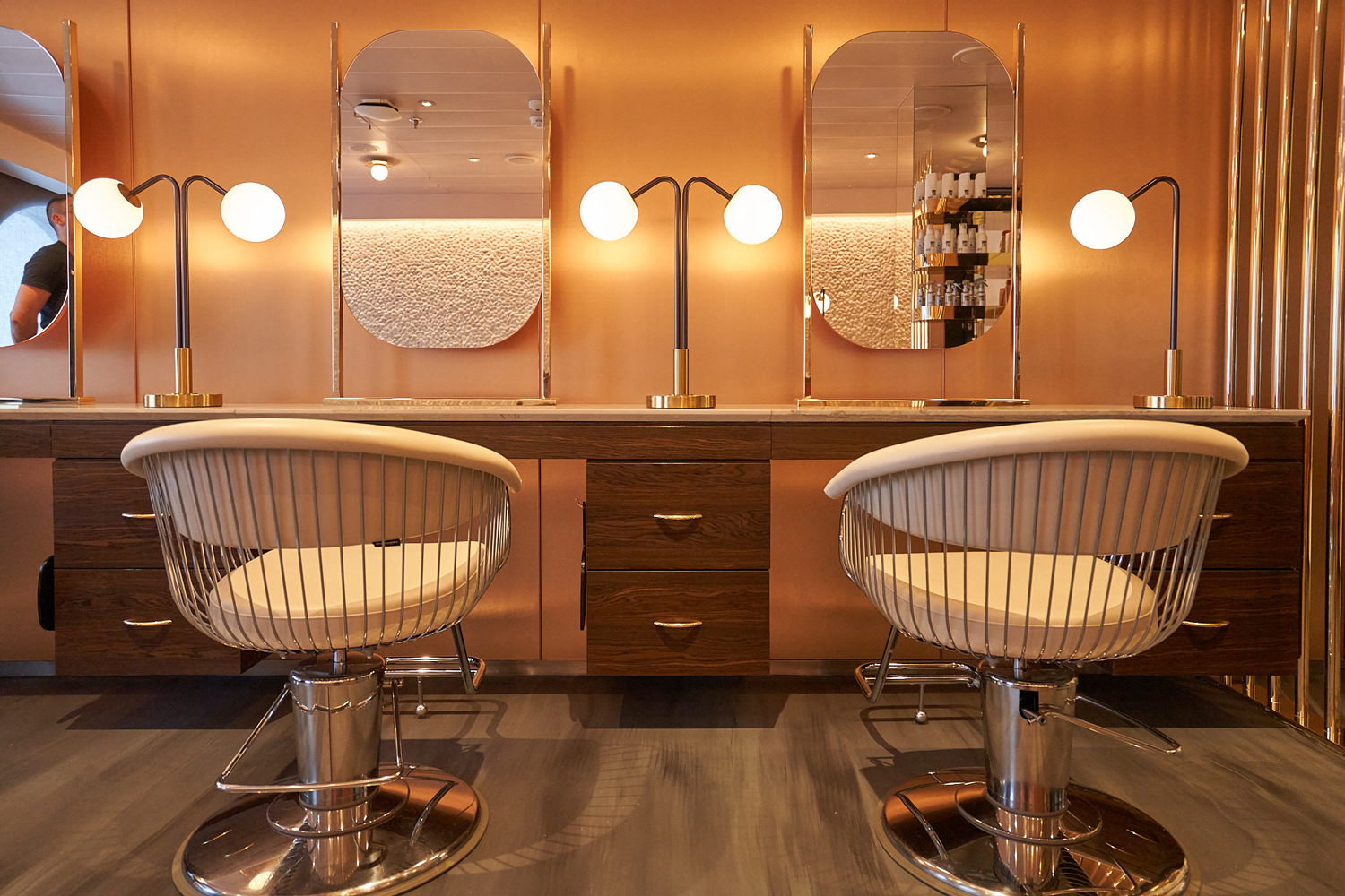 IMG WEL Dry Dock Salon Interior V1 1906