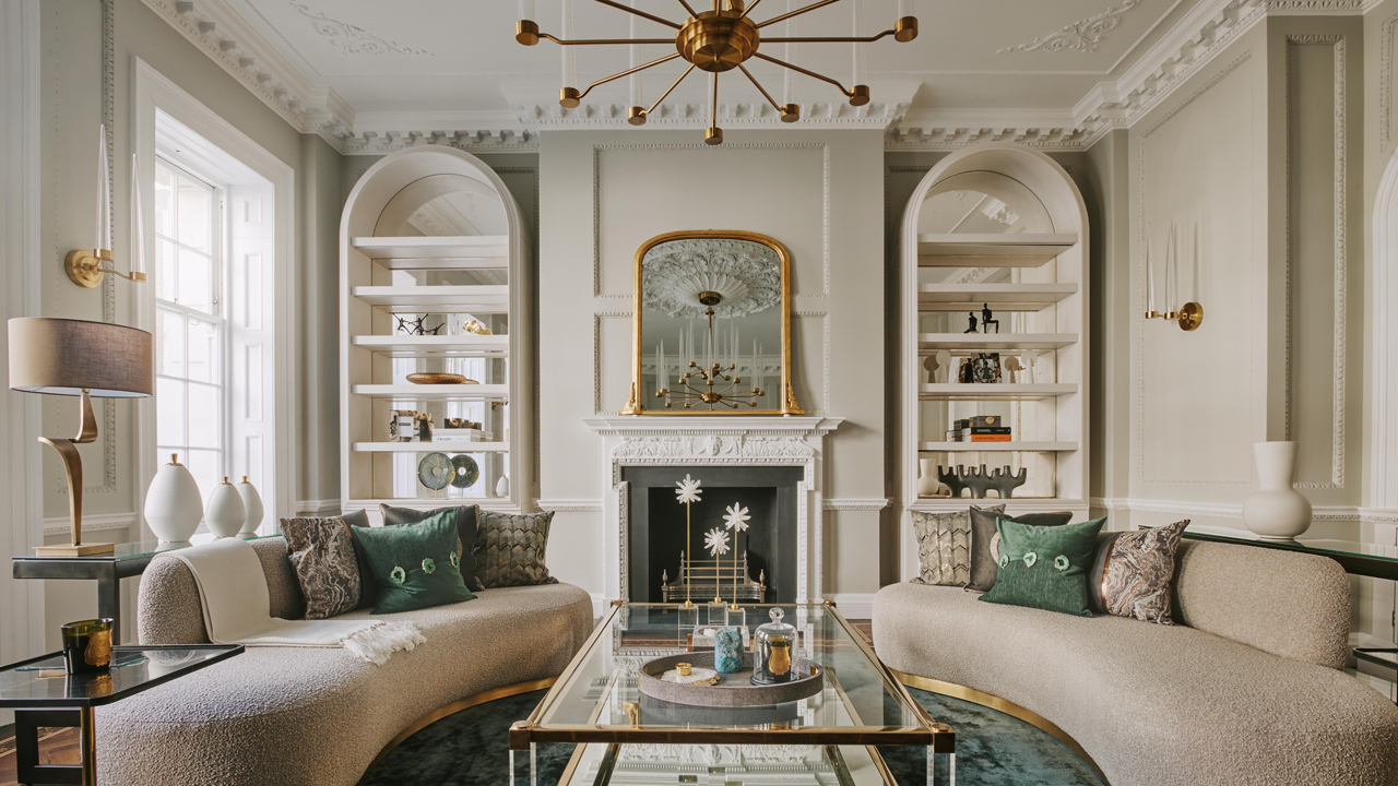 MEDIUM MAYFAIR MANSION