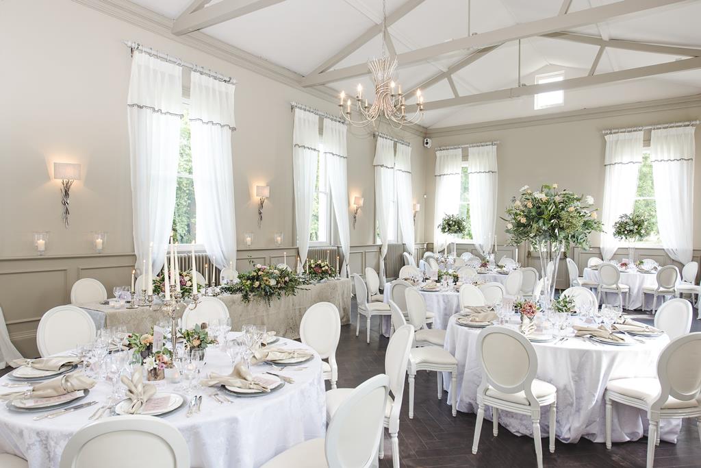 MordenHall WeddingsbyNicolaandGlen 177
