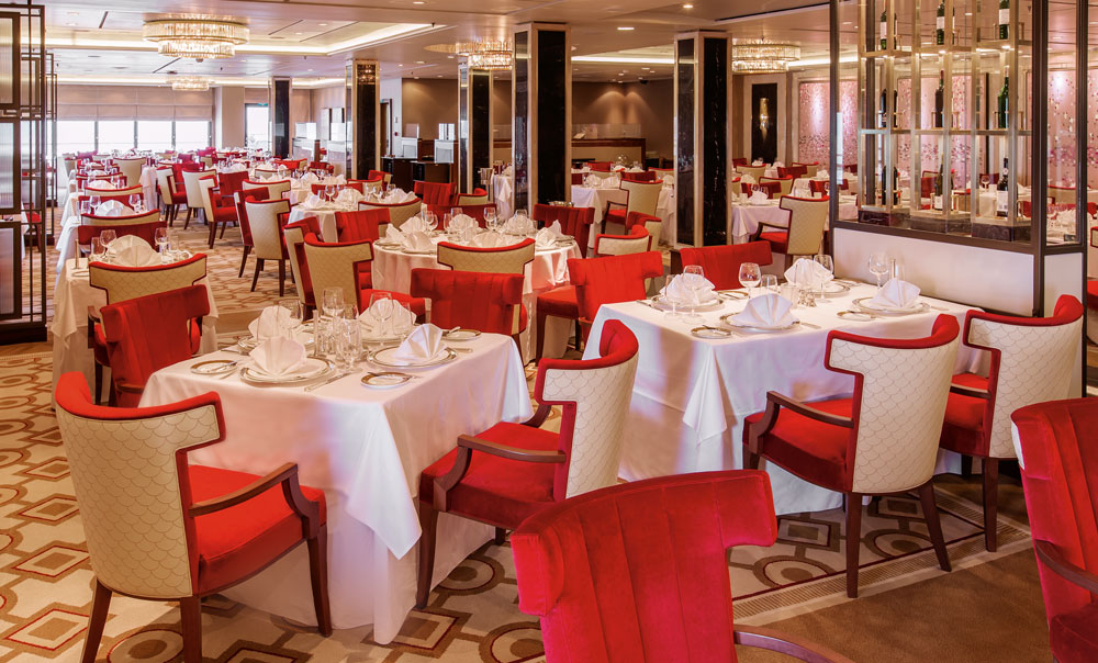 QM2 Queens Grill Restaurant 1