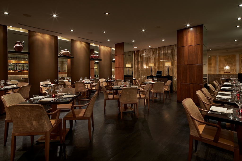 RASIKA Interiors81045 Compressed