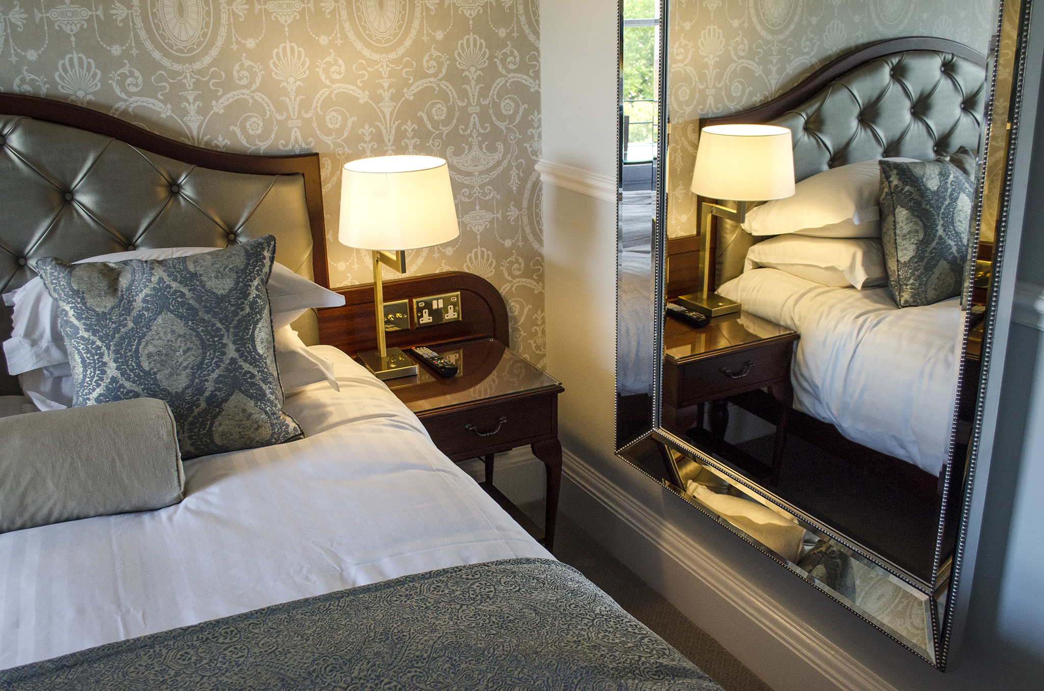 Room2