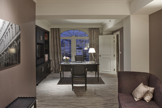 Steigenberger Grandhotel Bruessel Royal Suite 2 Tbe Room Carousel