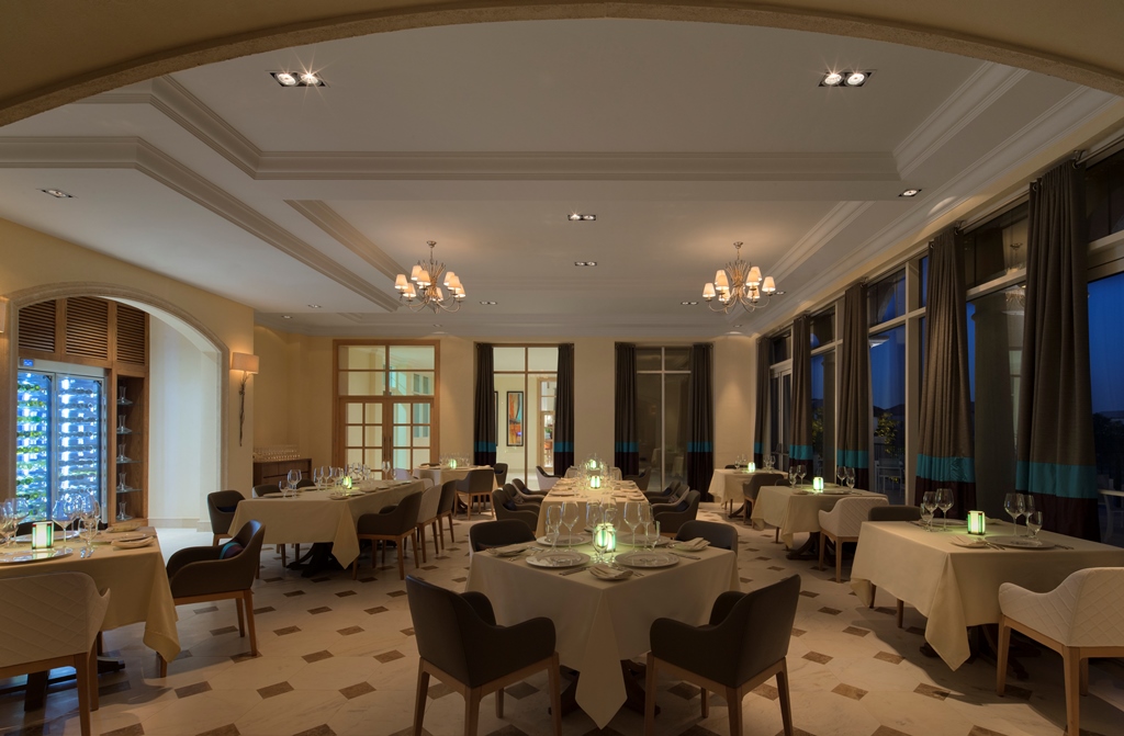 Swirl Restaurant Compressed