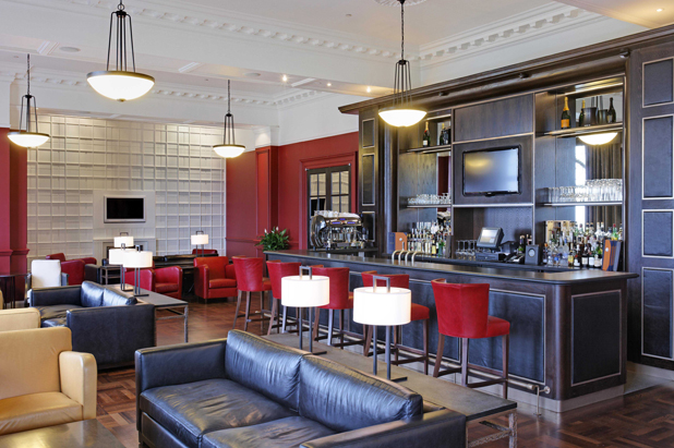 Turnberry Sports Bar 4 Web