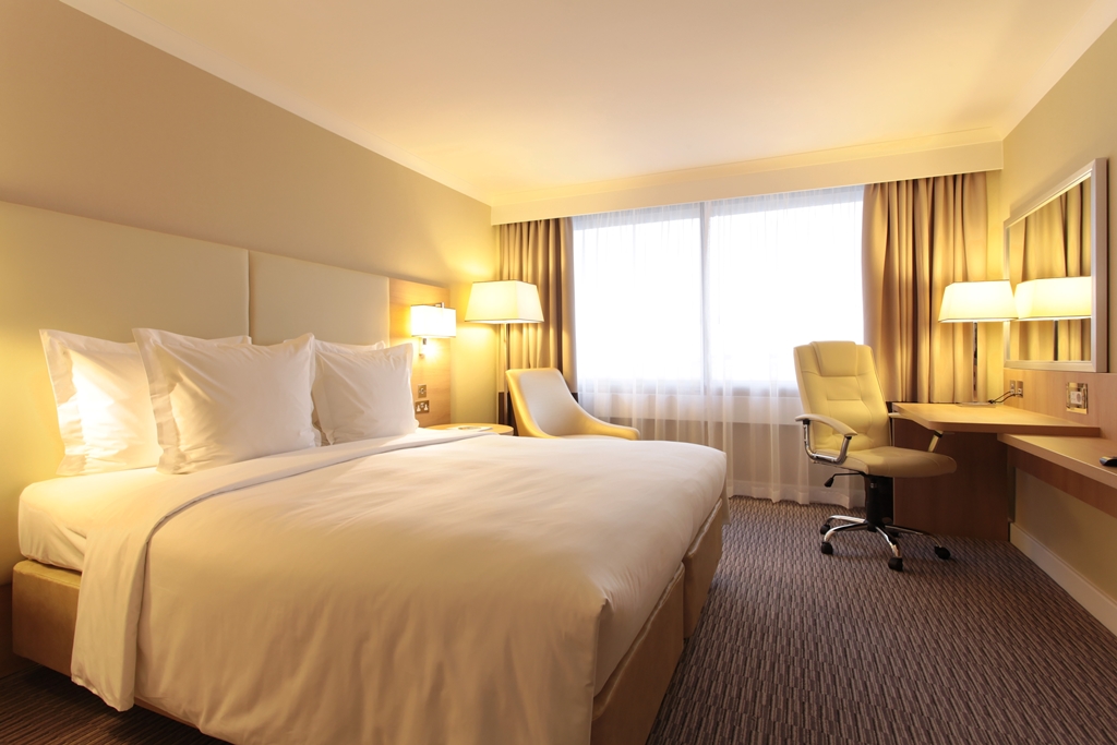 Guest Room 0007 Compressed