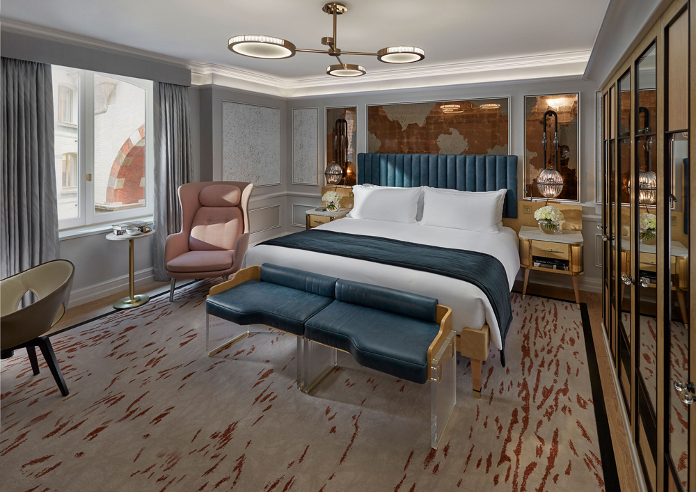 London 2017 Suite Superior Bedroom 1