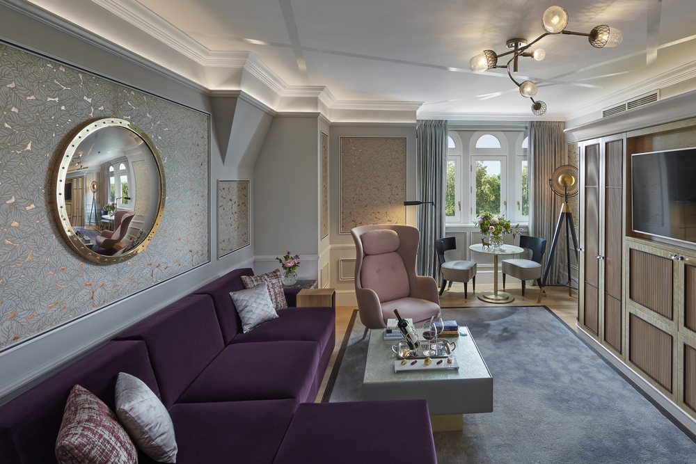 London 2018 Suite Executive Living Room