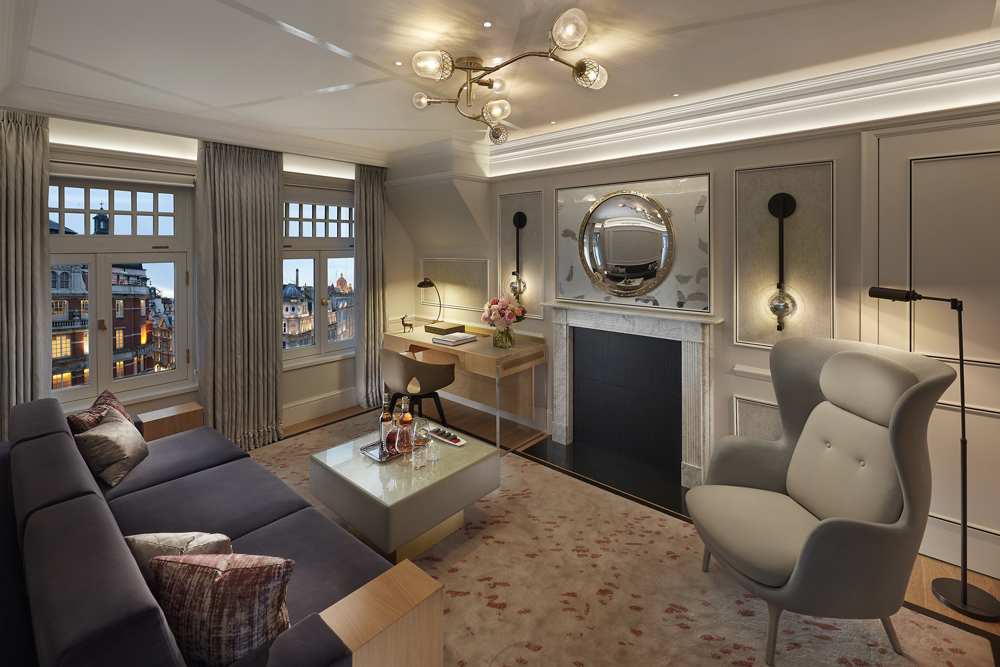London 2018 Suite Sloane Living Room