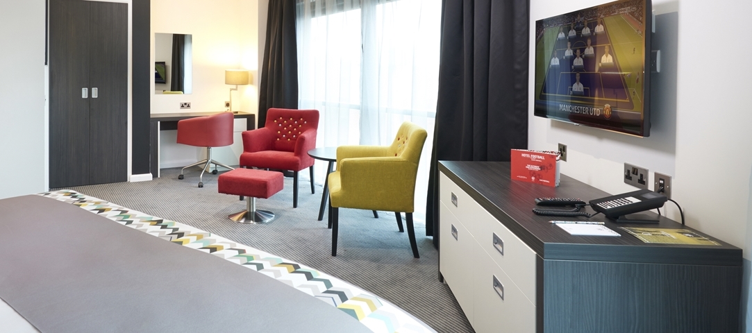 Master Exec Room 2 Room Hero Hotel Football Cropped