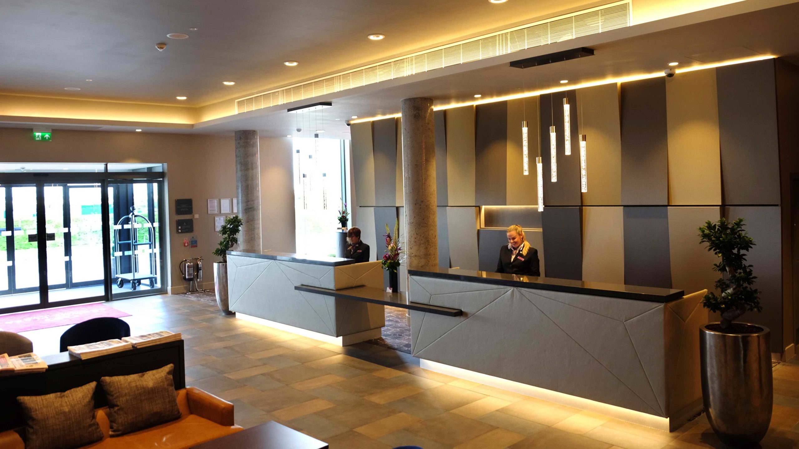 Crowne Plaza Aberdeen Airport Reception Scaled 1