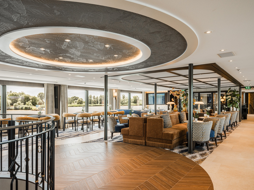 Chelsom lighting onboard MS Riviera Resplendence