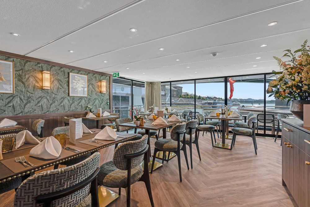 Cheslom lighting onboard MS RIVIERA RADIANCE
